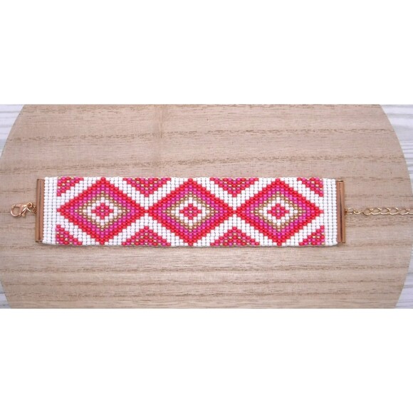 Loom Beaded Bracelet Pinks & White w/ Rose Gold - Picture 2 of 4